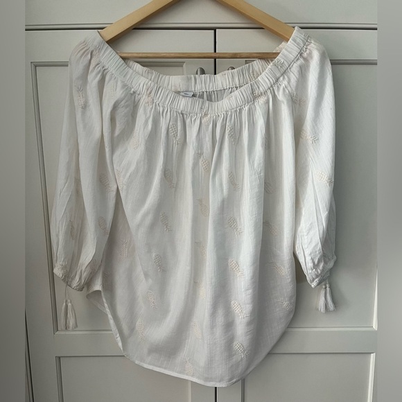Old navy Off-the-Shoulder Embroidered Tassel-Cuff Top Women Sz. XS White - Picture 1 of 6